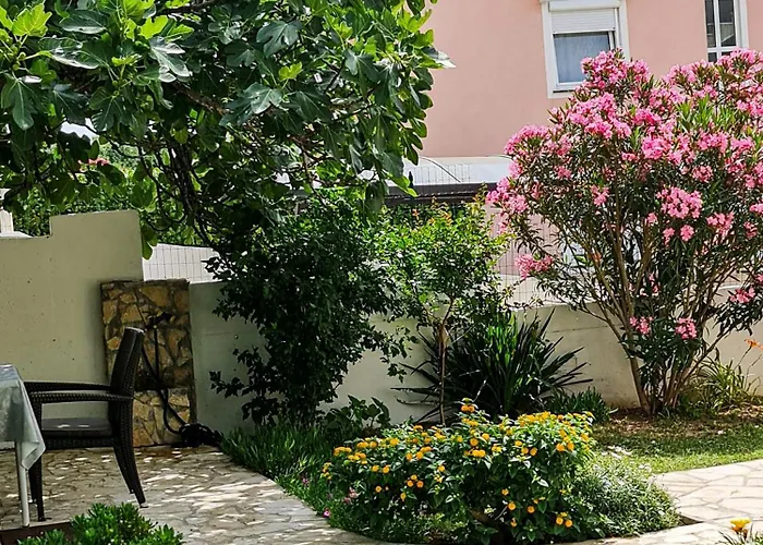 Apartments Benkovic